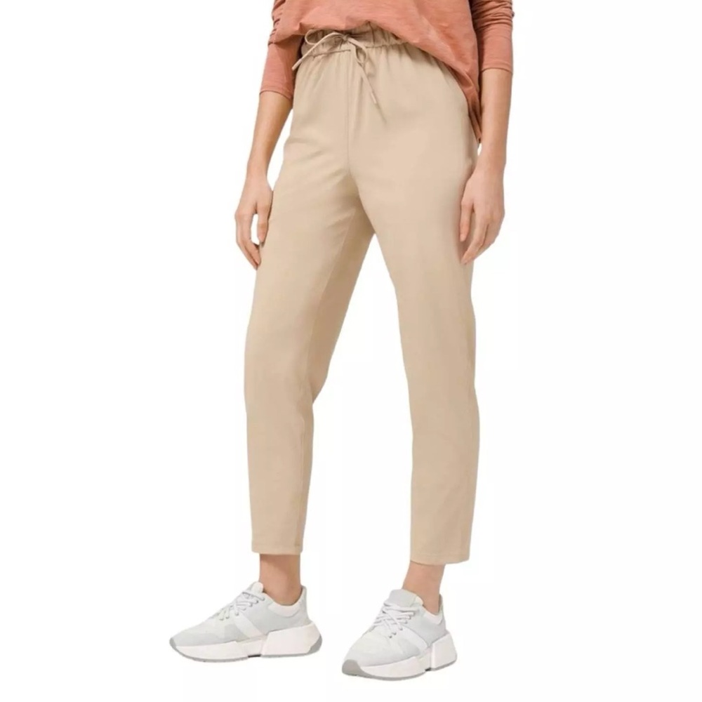 Lululemon Keep Moving Pants Sz 4 Khaki